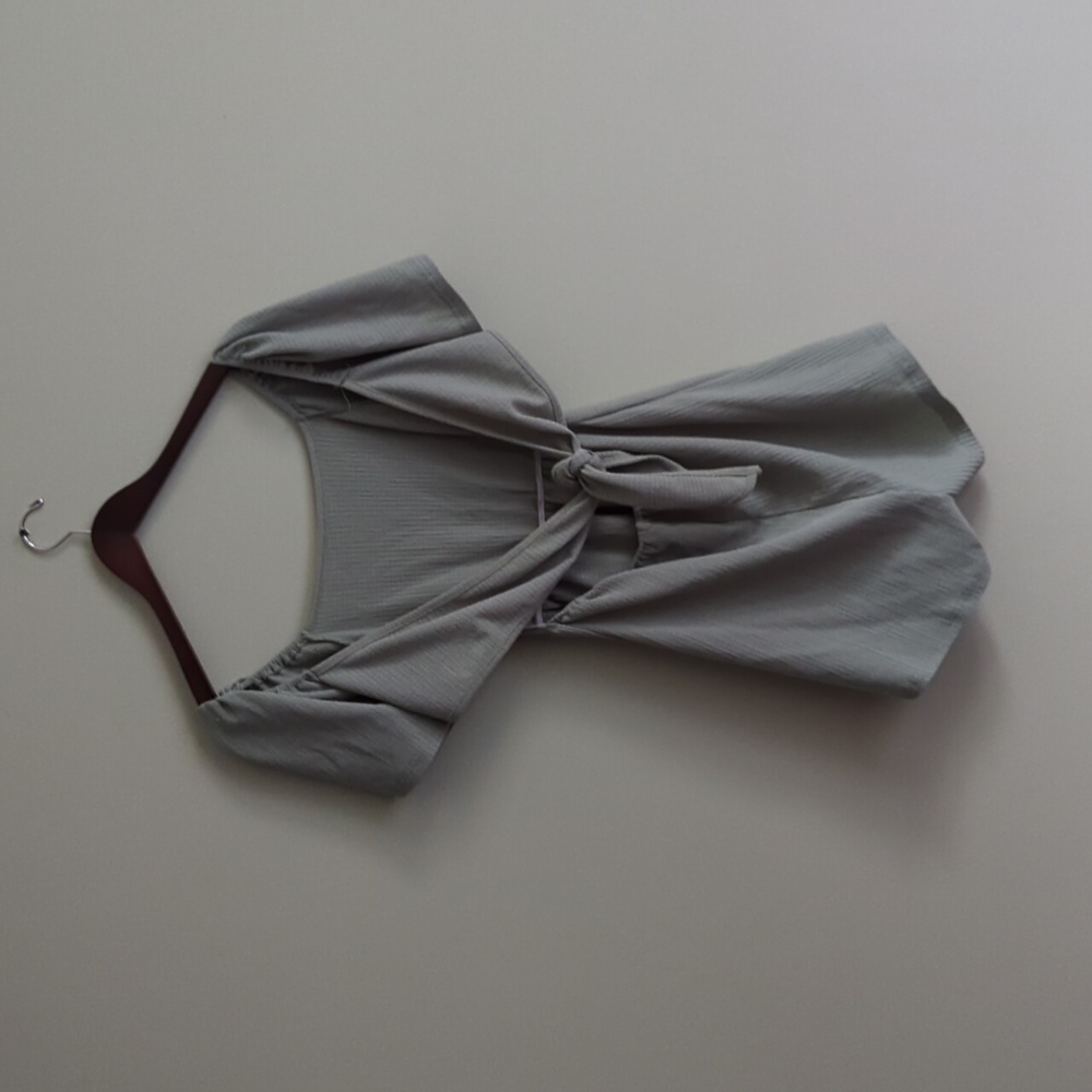 Green Open Back Romper - Picture 2 of 2